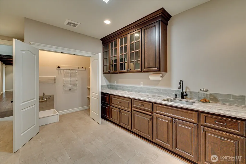 421 Woodland Heights Road Woodland WA 98674
