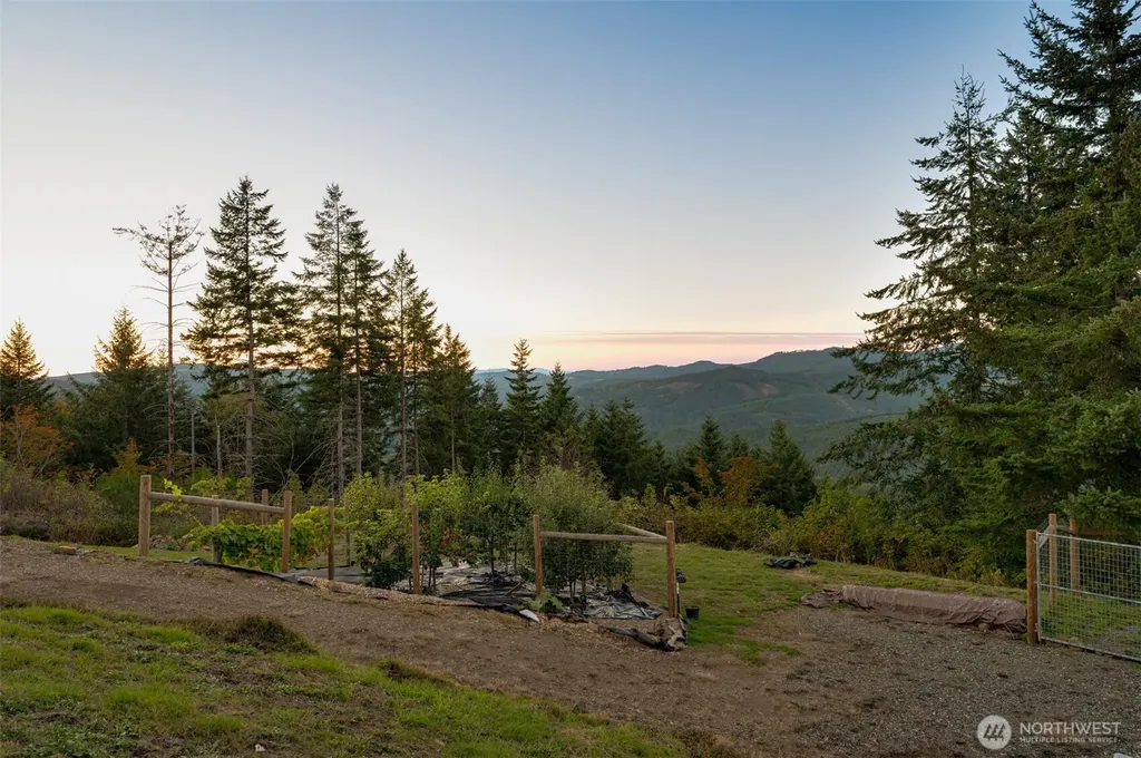 421 Woodland Heights Road Woodland WA 98674