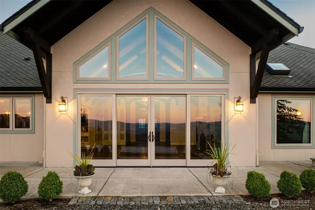 421 Woodland Heights Road Woodland WA 98674