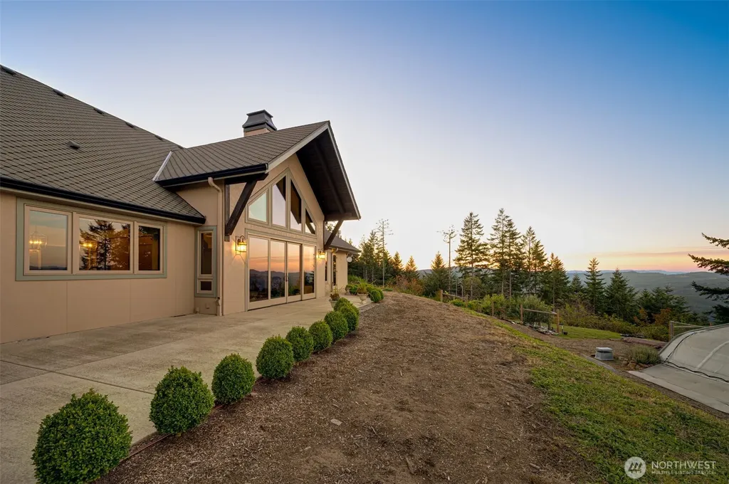 421 Woodland Heights Road Woodland WA 98674