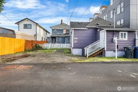 1916 Martin Luther King Jr Way Tacoma WA 98405