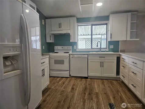 11224 124th Street Ct E Puyallup WA 98374
