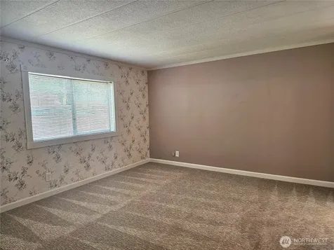 11224 124th Street Ct E Puyallup WA 98374