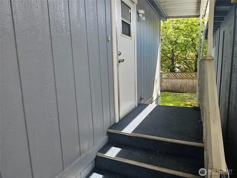 11224 124th Street Ct E Puyallup WA 98374