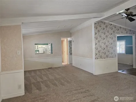 11224 124th Street Ct E Puyallup WA 98374