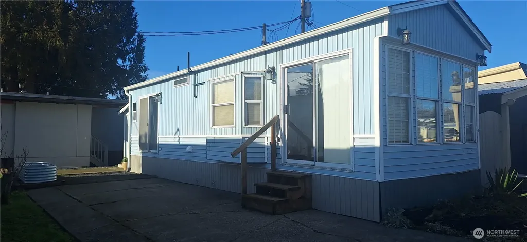 2400 Donovan Avenue Bellingham WA 98225