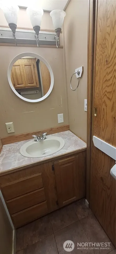 2400 Donovan Avenue Bellingham WA 98225