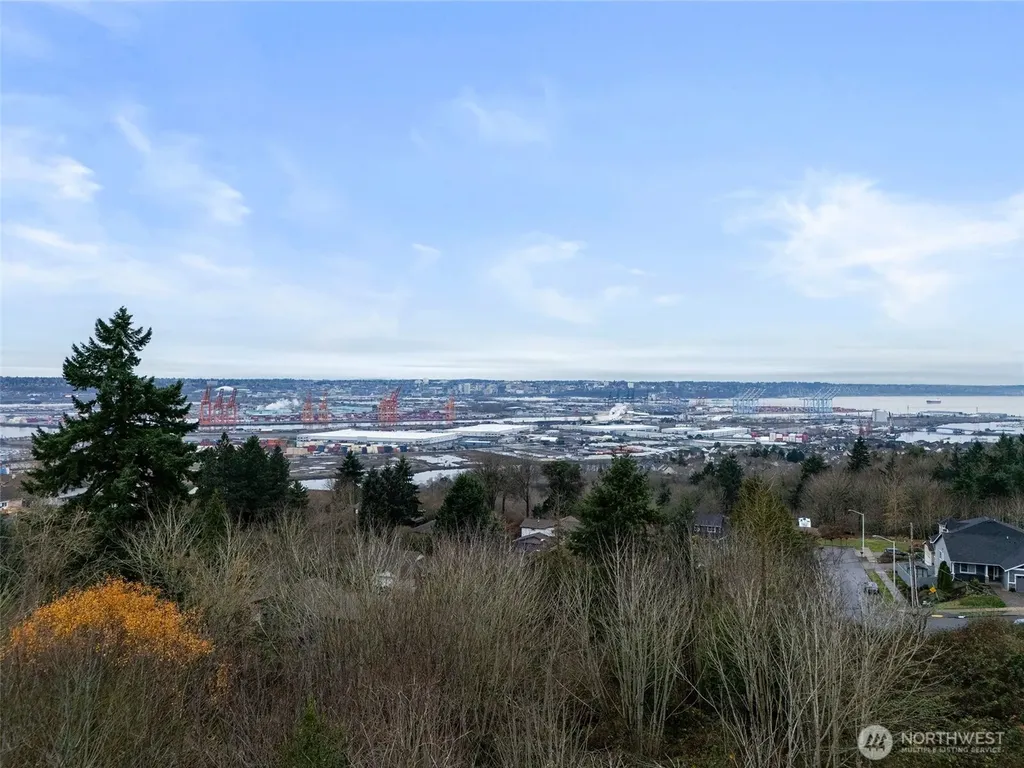 6306 19th Street NE Tacoma WA 98422