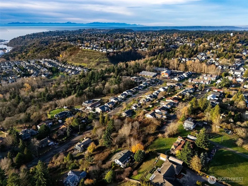6306 19th Street NE Tacoma WA 98422