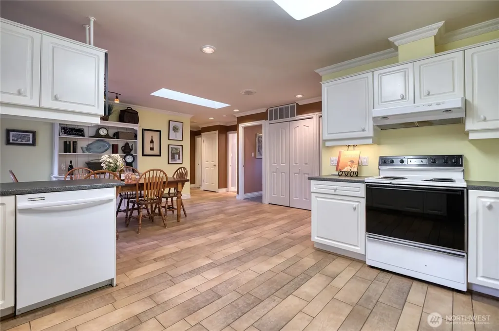 245 Shady Glen Avenue Point Roberts WA 98281