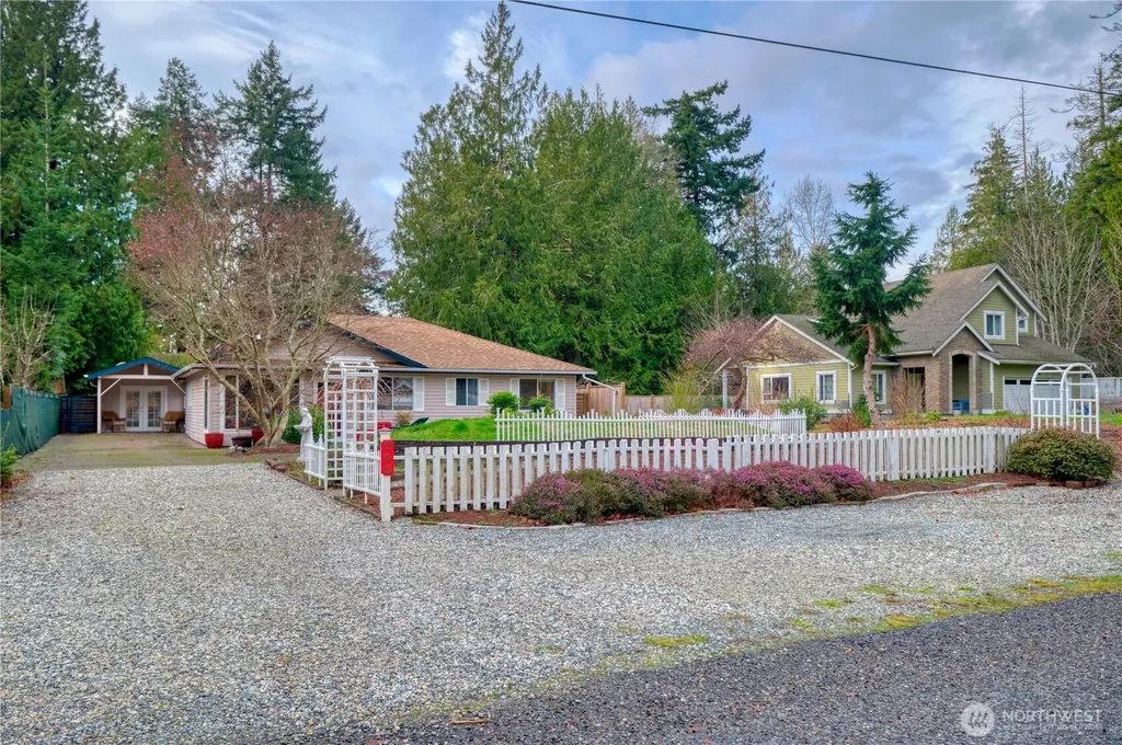 245 Shady Glen Avenue Point Roberts WA 98281