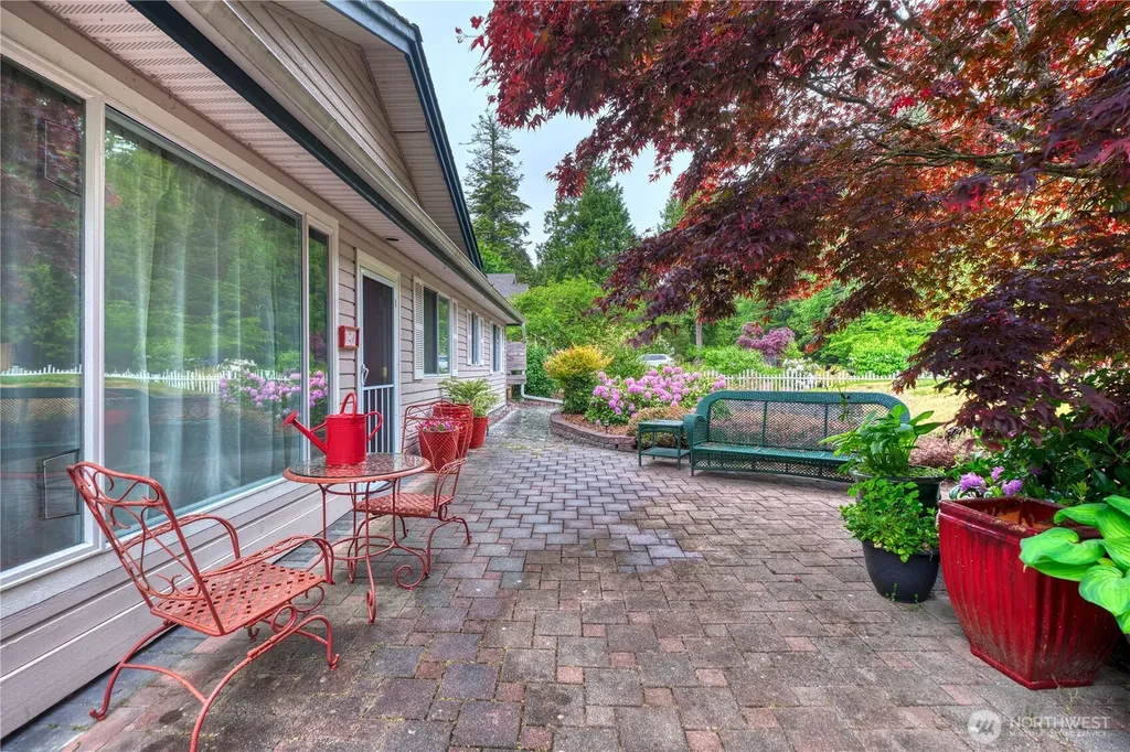 245 Shady Glen Avenue Point Roberts WA 98281