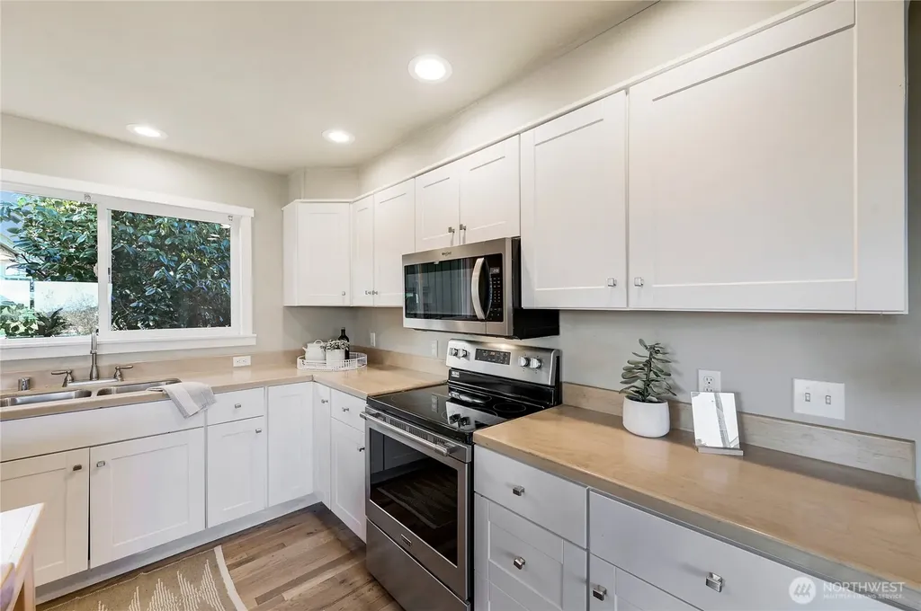 334 Sheridan Street Port Townsend WA 98368