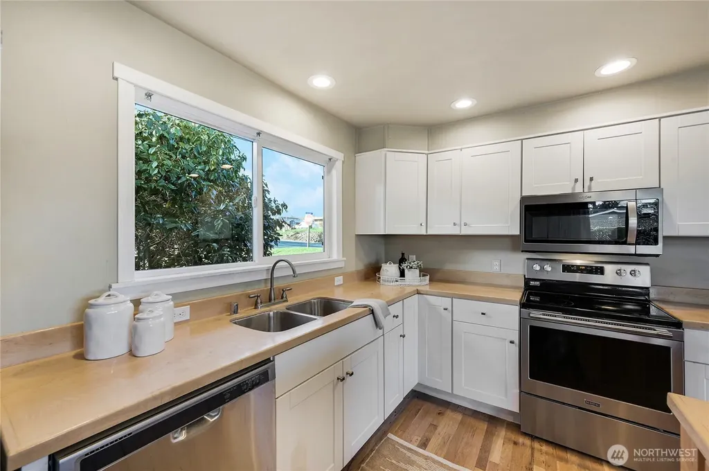 334 Sheridan Street Port Townsend WA 98368