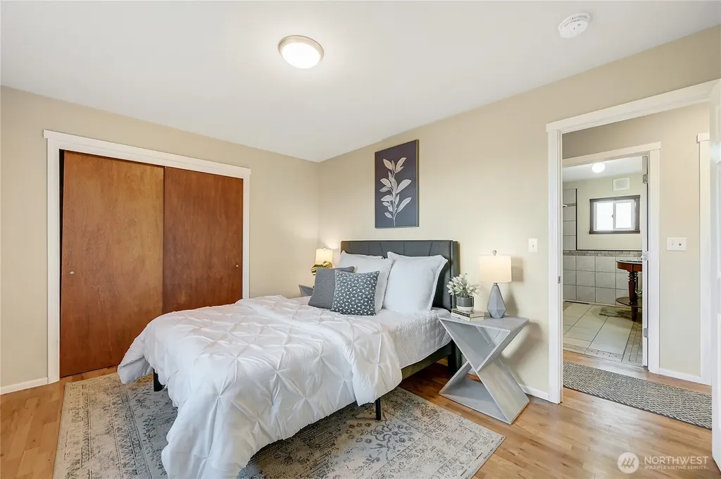 334 Sheridan Street Port Townsend WA 98368