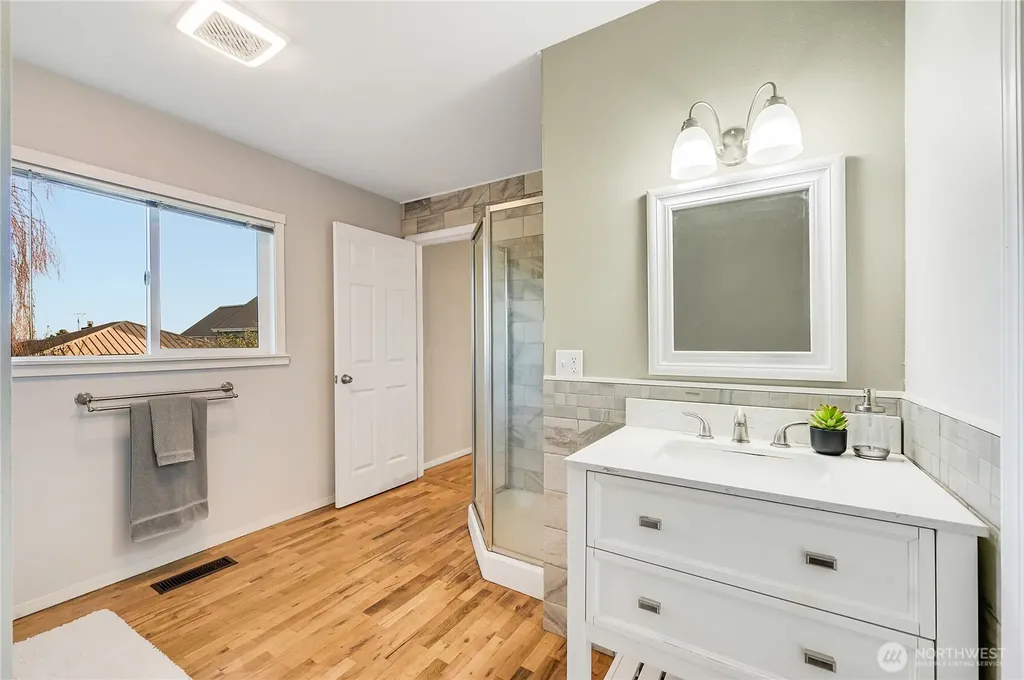 334 Sheridan Street Port Townsend WA 98368