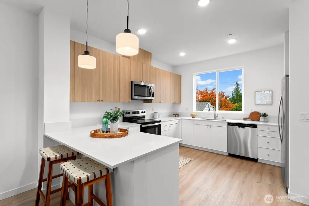1403 SW 111th Lane Seattle WA 98146