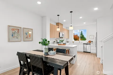 1403 SW 111th Lane Seattle WA 98146