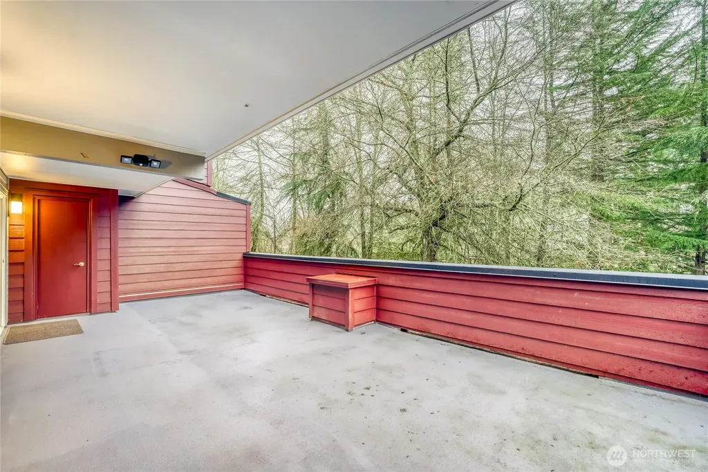 15805 Waynita Way NE Bothell WA 98011