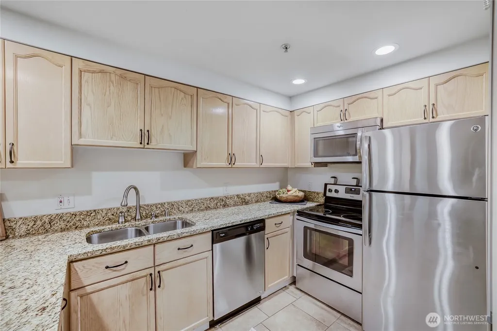 15805 Waynita Way NE Bothell WA 98011