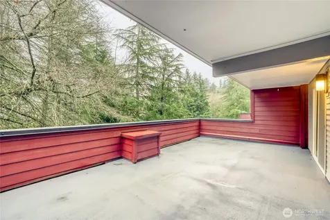 15805 Waynita Way NE Bothell WA 98011