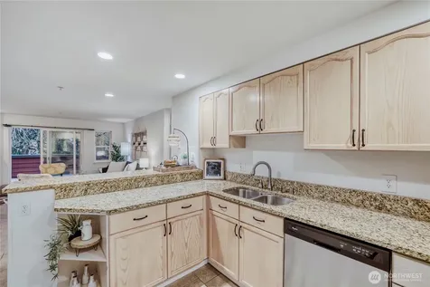 15805 Waynita Way NE Bothell WA 98011