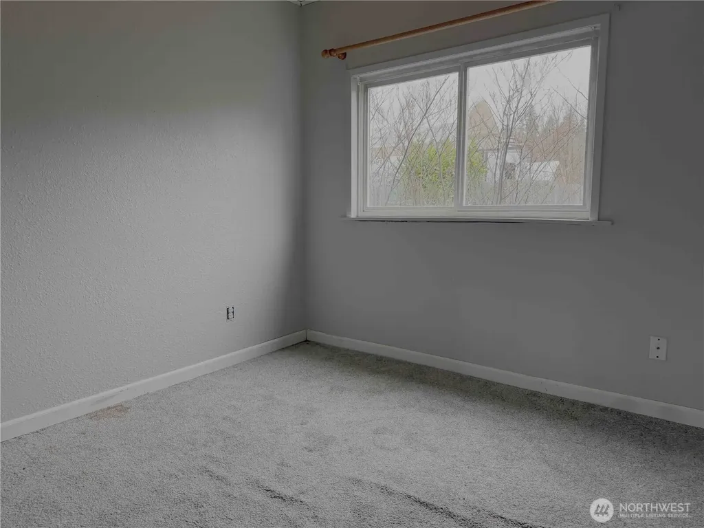 425 Sunnyhill Road W Bremerton WA 98312