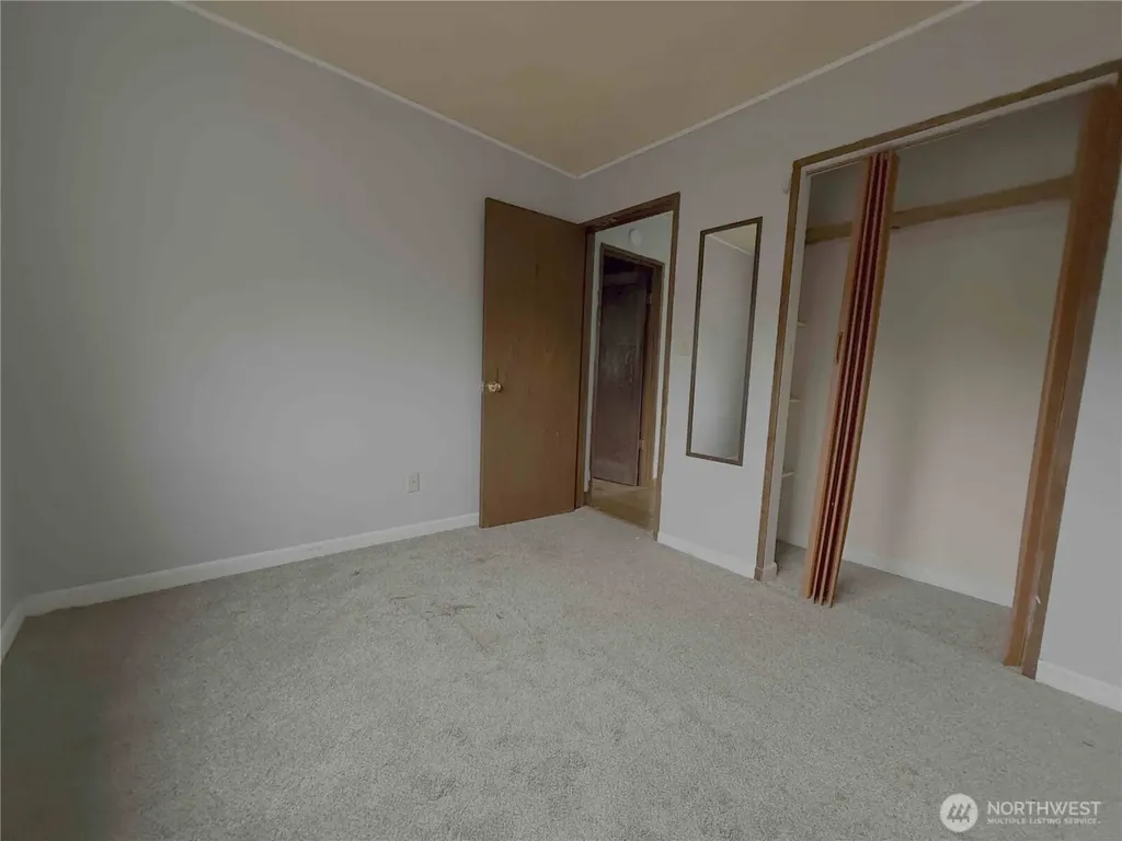 425 Sunnyhill Road W Bremerton WA 98312
