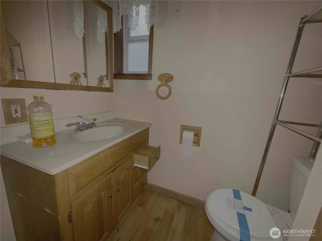 425 Sunnyhill Road W Bremerton WA 98312