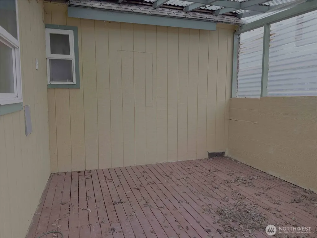 425 Sunnyhill Road W Bremerton WA 98312