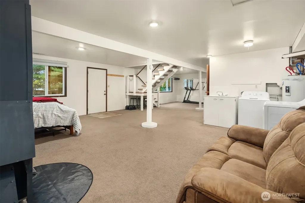 609 NW Broadway Street Coupeville WA 98239