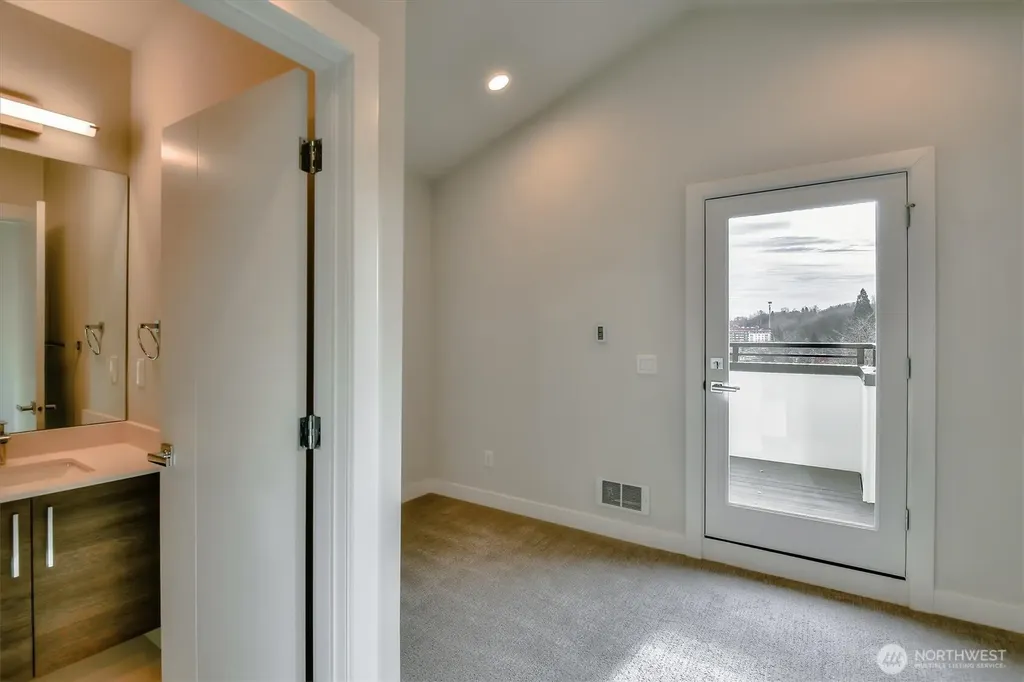 1919 24th Avenue S Seattle WA 98144