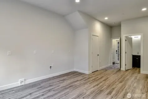 1919 24th Avenue S Seattle WA 98144
