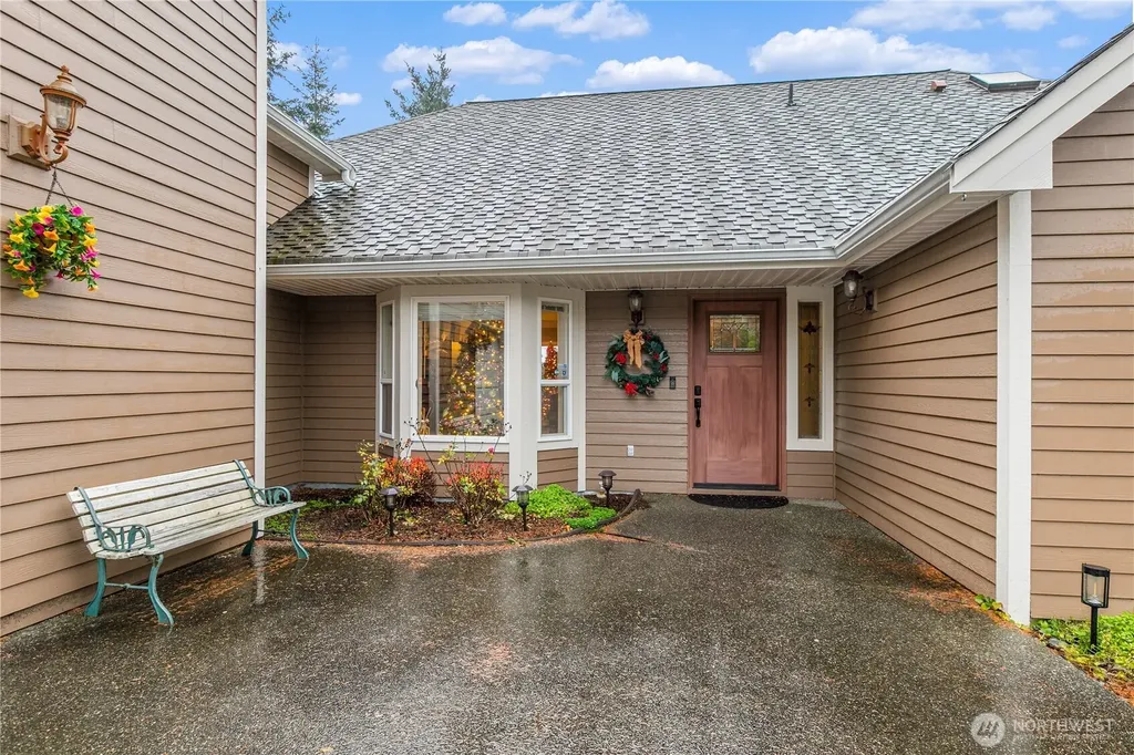 3836 Bay Lane Anacortes WA 98221