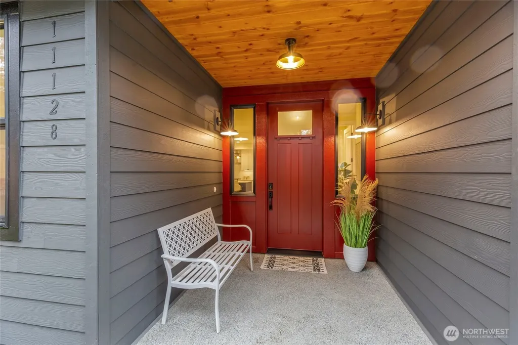 11128 116th Avenue NE Kirkland WA 98033