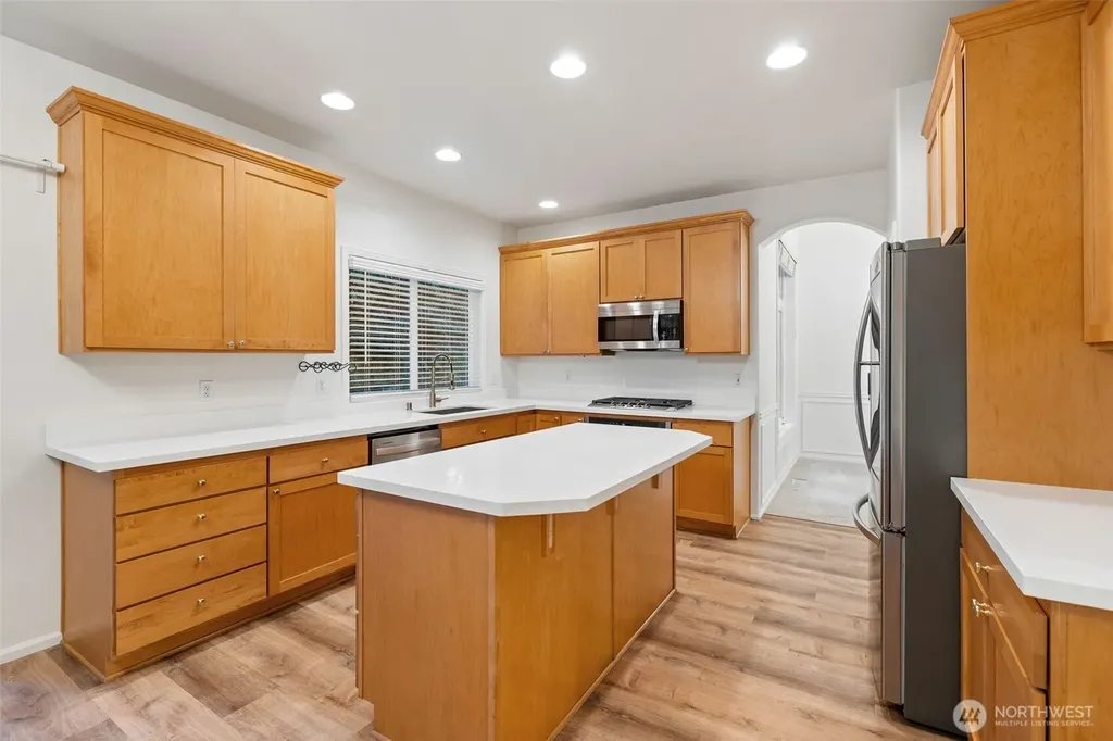 15733 NE 165th Street Woodinville WA 98072