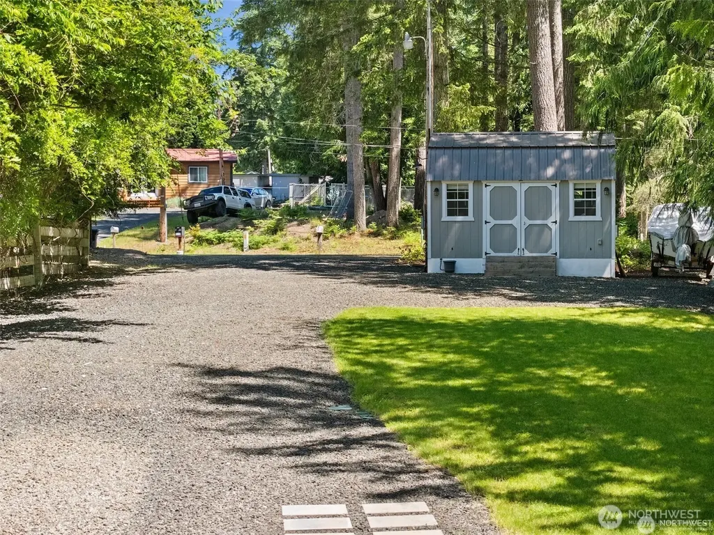 170 E Pickering Drive Shelton WA 98584