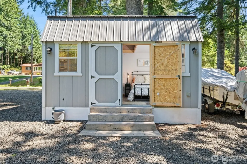 170 E Pickering Drive Shelton WA 98584