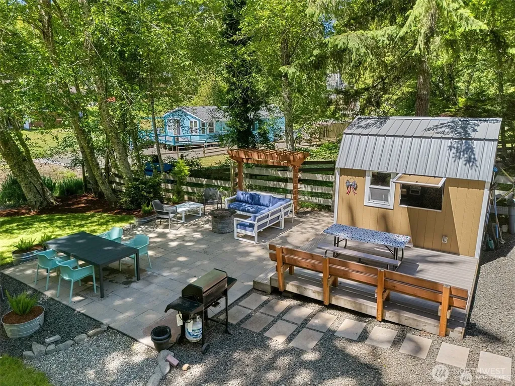 170 E Pickering Drive Shelton WA 98584