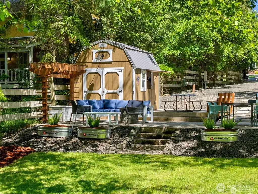 170 E Pickering Drive Shelton WA 98584