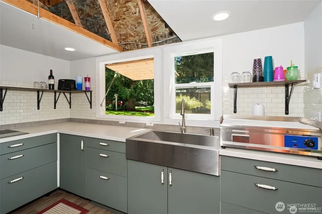 170 E Pickering Drive Shelton WA 98584