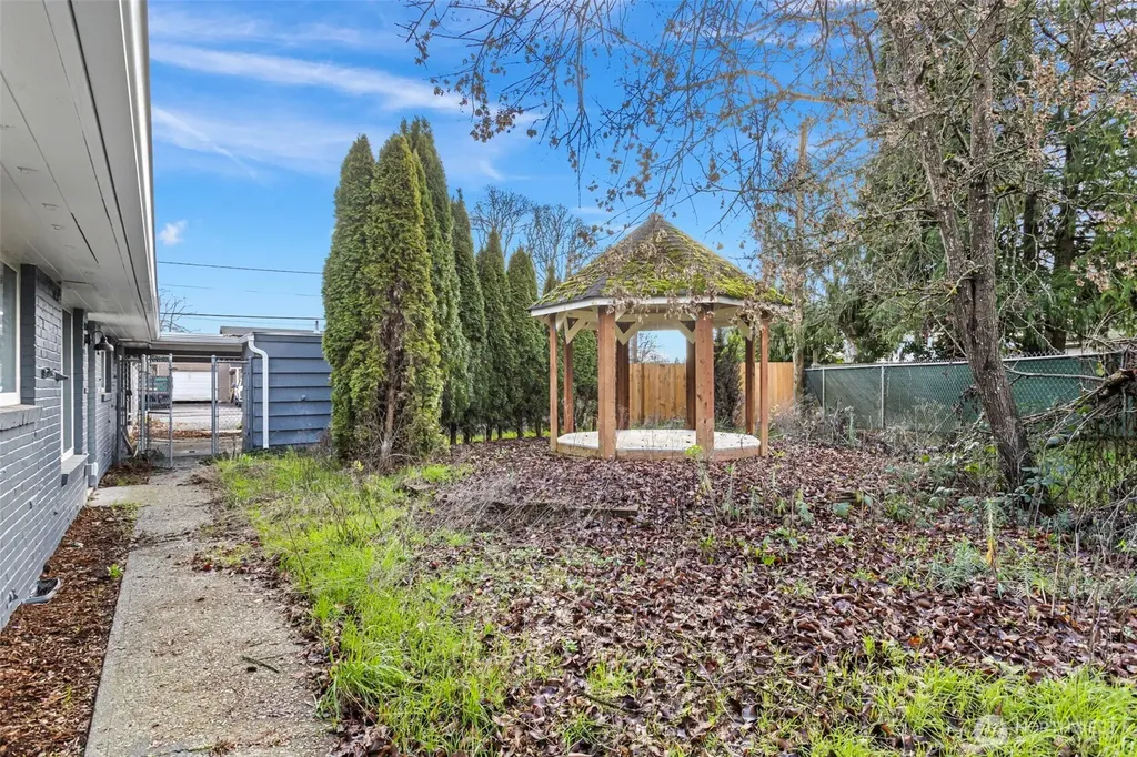 15124 Washington Avenue SW Lakewood WA 98498