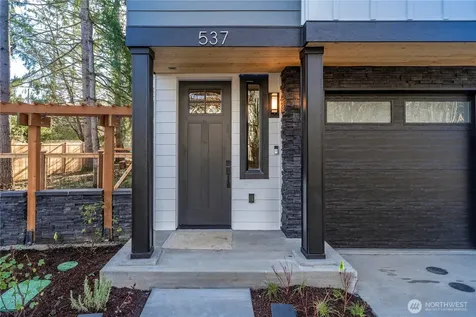 537 NW Juniper Street Issaquah WA 98027