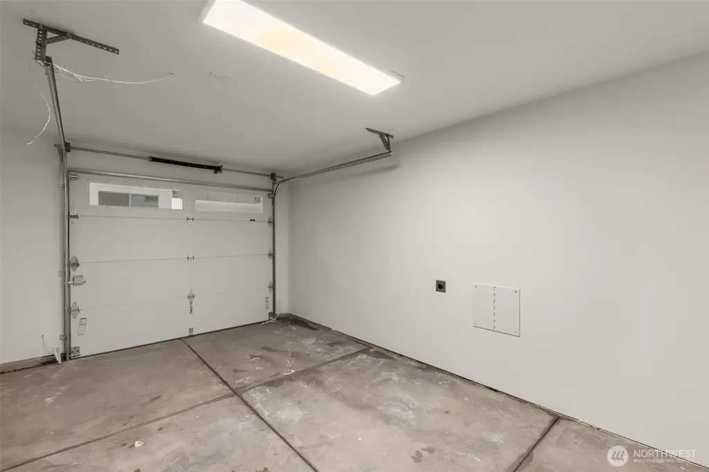 1203 N Allen Place Seattle WA 98103