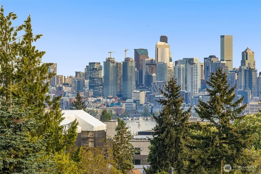 1203 N Allen Place Seattle WA 98103