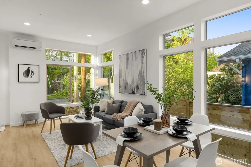 1203 N Allen Place Seattle WA 98103