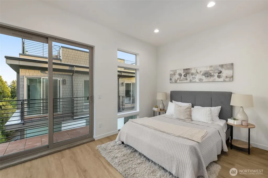 1203 N Allen Place Seattle WA 98103