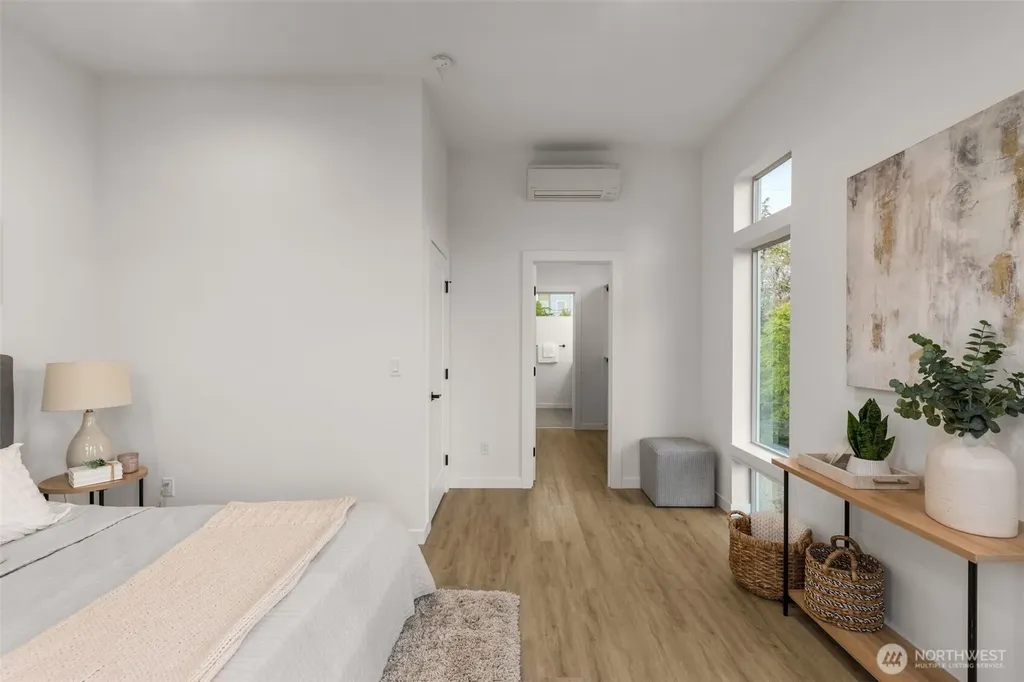 1203 N Allen Place Seattle WA 98103