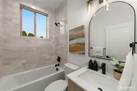 1203 N Allen Place Seattle WA 98103