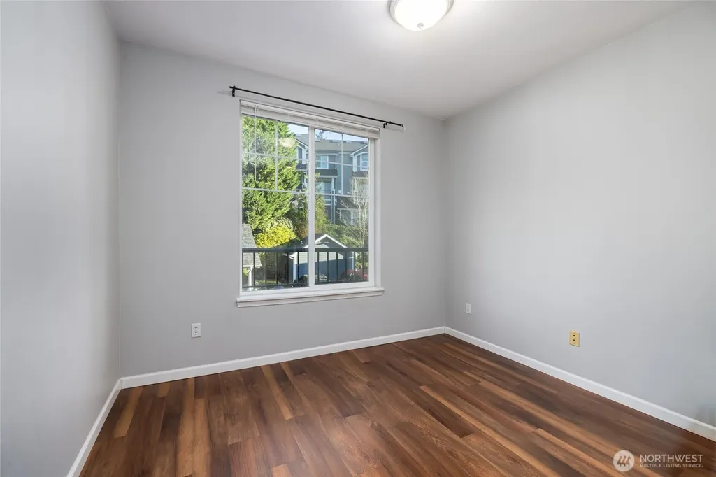 16125 Juanita-woodinville Way NE Bothell WA 98011